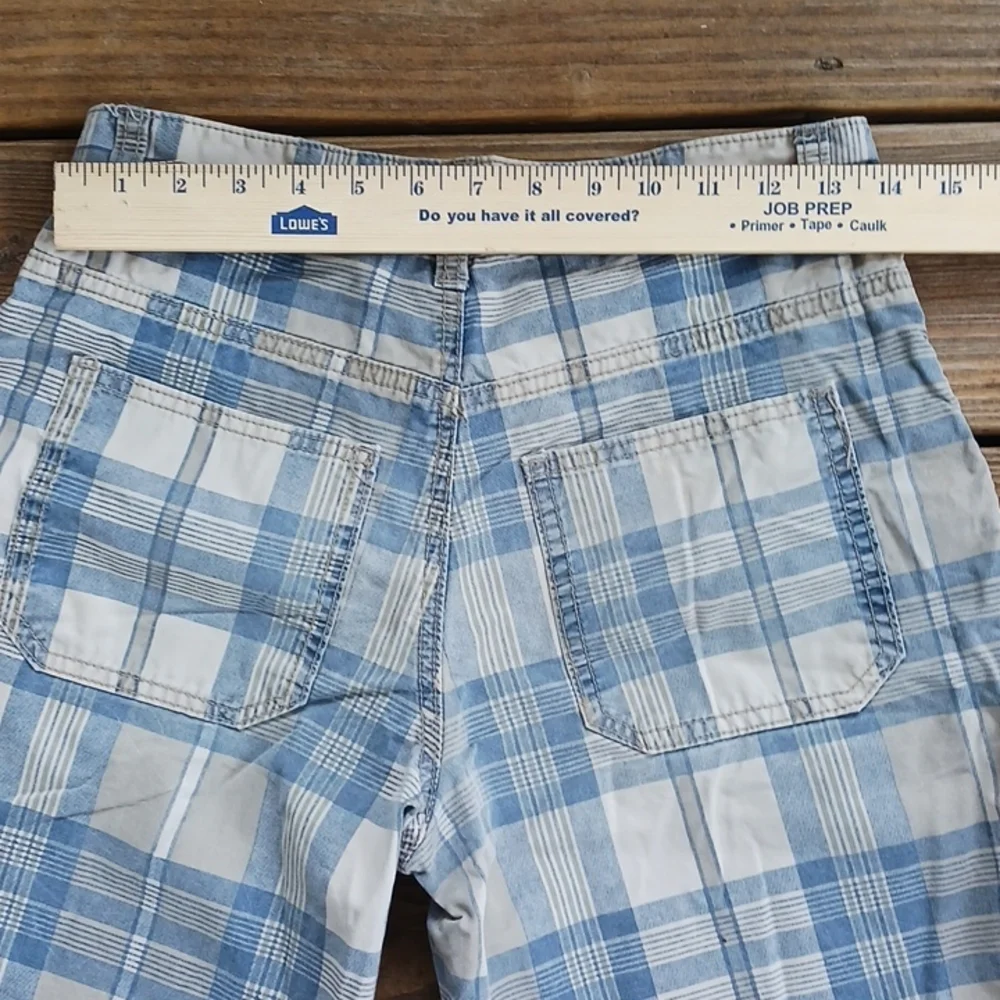 Old Navy men's or boys plaid shorts size 28